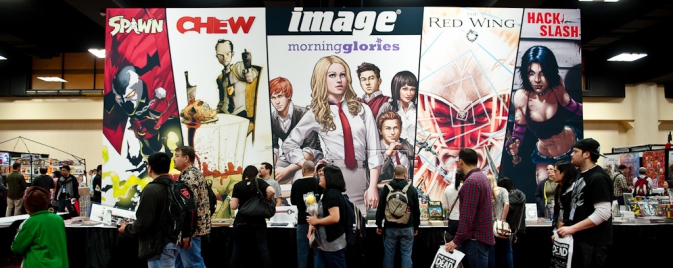 Y-a-t-il encore de la place pour les auteurs chez Marvel et DC ?