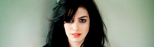 Anne Hathaway pète les plombs!