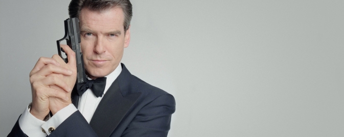 Pierce Brosnan a refusé le rôle de Bruce Wayne