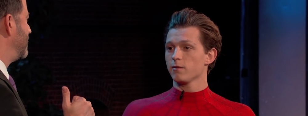 Tom Holland débarque en nouveau costume de Spider-Man chez Jimmy Kimmel