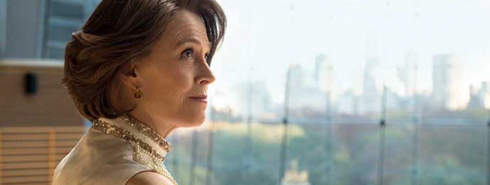 The Defenders : une image et des infos pour le vilain incarné par Sigourney Weaver