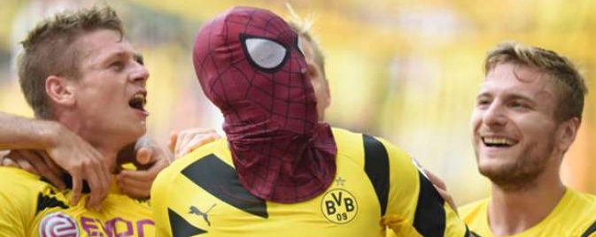 Pierre-Emerick Aubameyang est Spider-Man