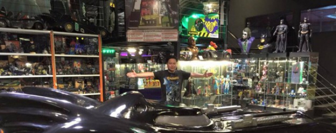 Un fan thaïlandais dévoile son immense collection Batman