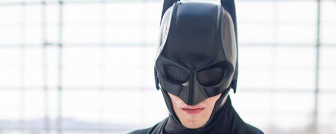 Un étudiant en design crée un batsuit fonctionnel