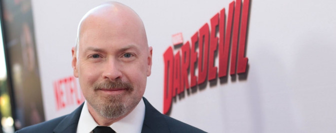 Steven DeKnight revient sur la première saison de Daredevil