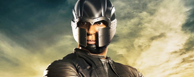Arrow : David Ramsey part à la défense du costume de Diggle