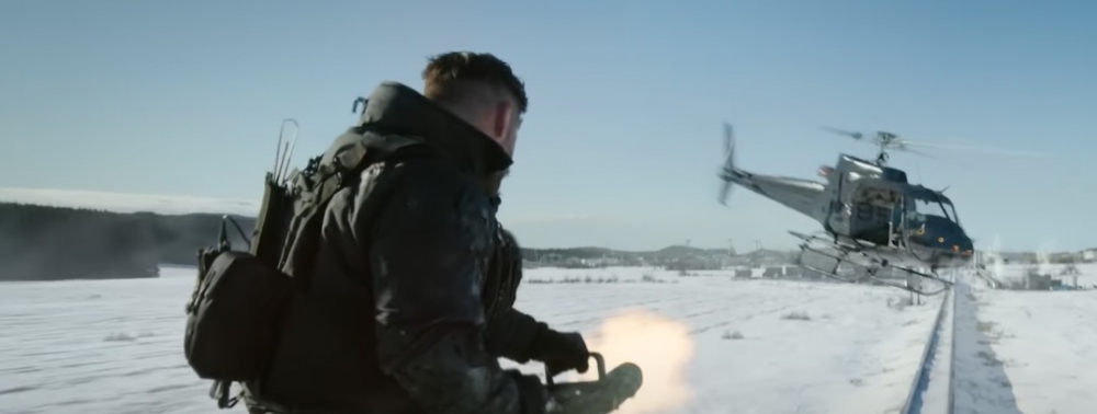 Chris Hemsworth déglingue un hélicoptère en plan-séquence dans un nouvel extrait de Tyler Rake 2 (Extraction)