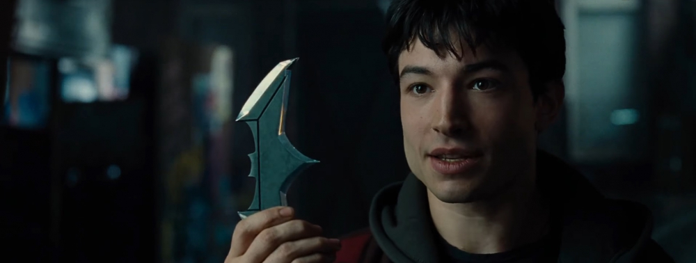 Ezra Miller évoque l'amitié entre Flash et Batman et le départ de Rick Famuyiwa