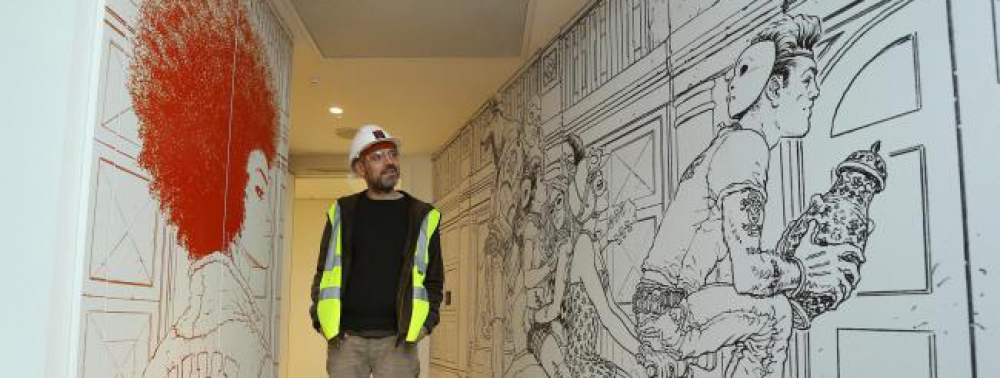 Un hotel de Glasgow se pare de fresques murales signées Frank Quitely