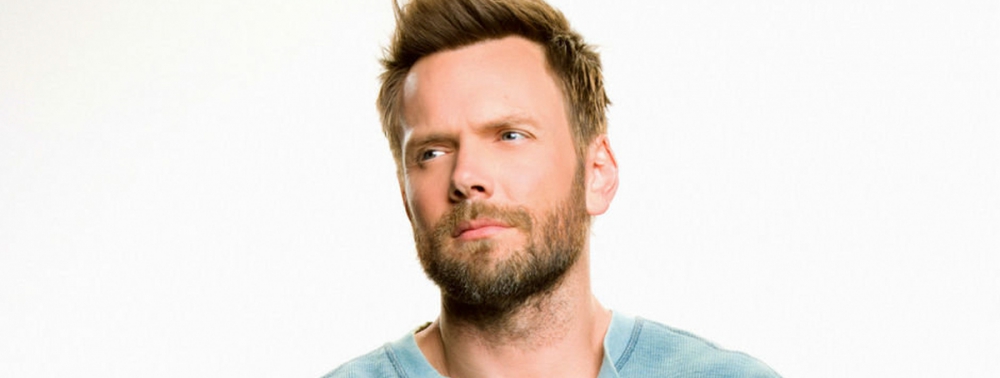 Joel McHale (Community) sera le Starman du Golden Age dans la série Stargirl de DC Universe