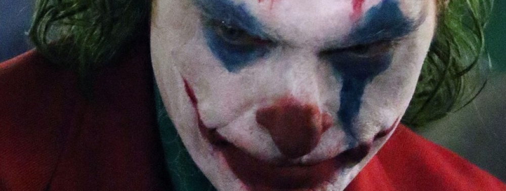 Le Joker de Joaquin Phoenix se montre en costume sur les plateaux de tournage