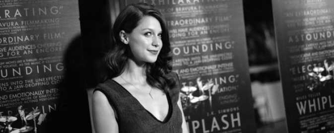 Melissa Benoist est Supergirl pour la série de CBS