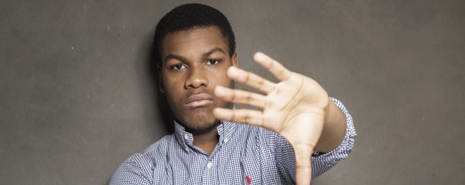 John Boyega tease un rôle chez Marvel Studios (ou fait une vilaine blague) 