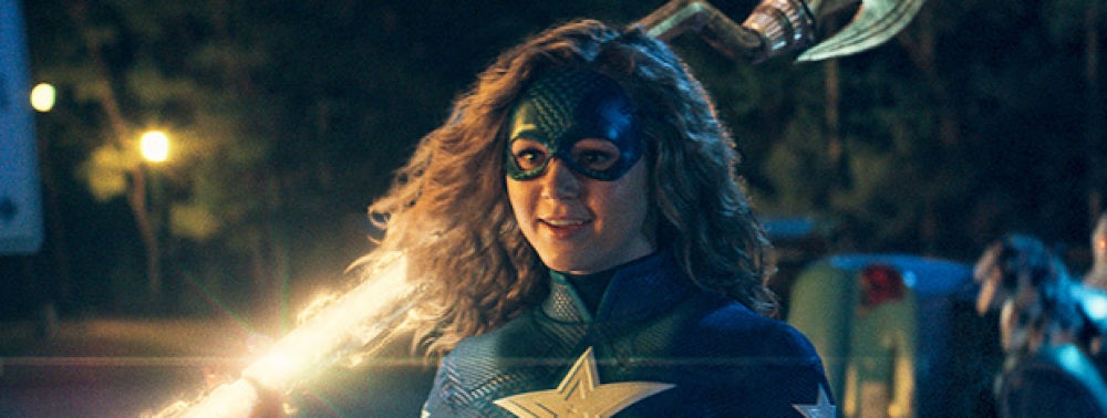 Stargirl est officiellement renouvelée pour une saison 3 par la CW