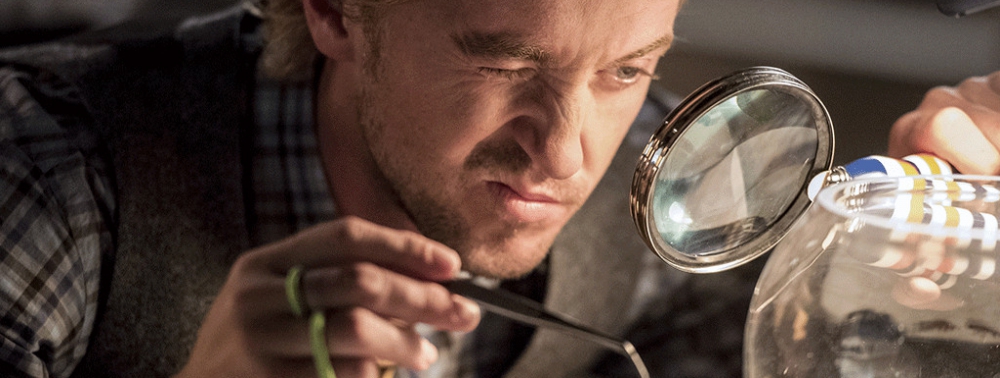 Tom Felton s'embrouille avec Barry Allen dans un extrait de The Flash saison 3