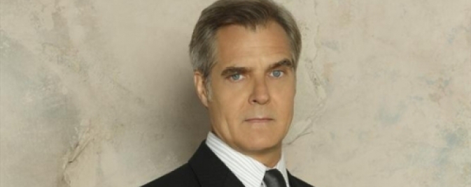 Henry Czerny sera Toyman pour Supergirl