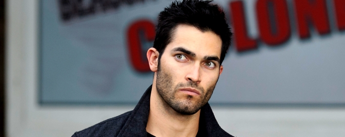 Tyler Hoechlin va passer un test aux côtés d'Henry Cavill pour le rôle de Batman